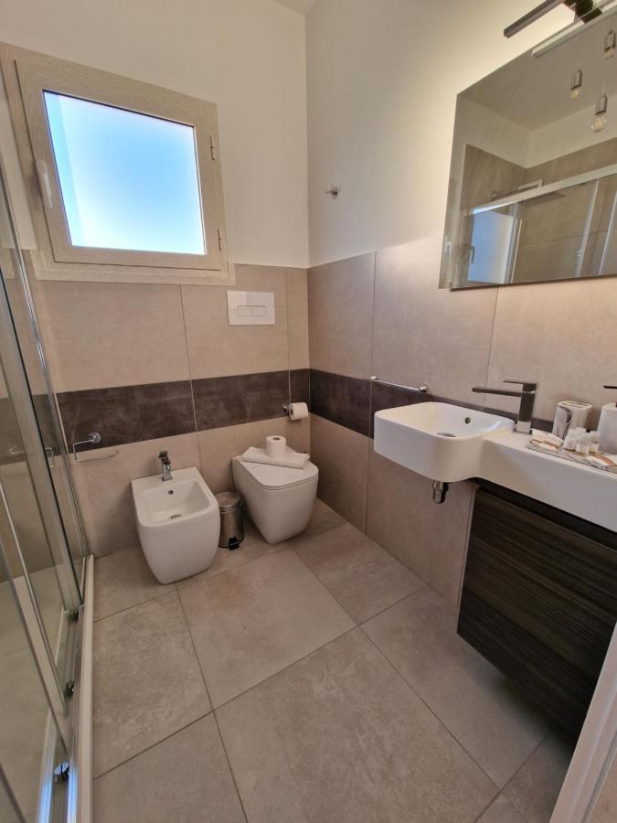 Villa Eden, Bed And Breakfast Чинизи Экстерьер фото